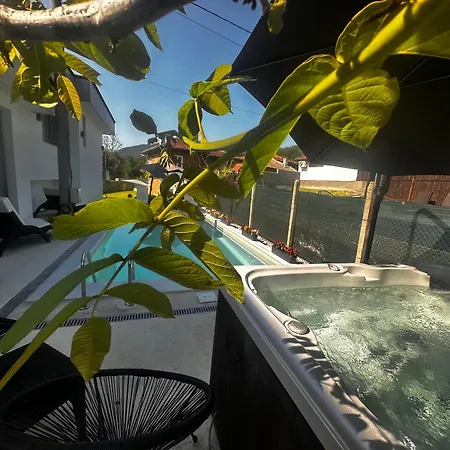 Луксозна вила бутикова къща марая