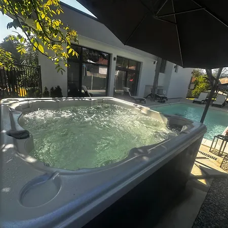 Луксозна вила бутикова къща марая