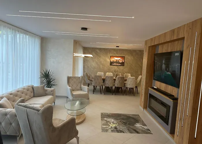 бутикова къща марая Kostel